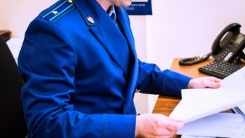 По материалам прокурорской проверки возбужден еще один эпизод преступной деятельности в отношении налогового инспектора из Железногорска